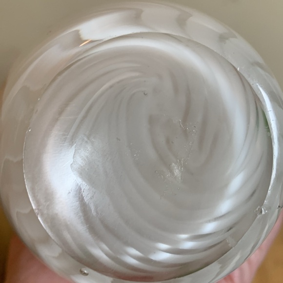 Glass Vase Hand painted. - Picture 3 of 4